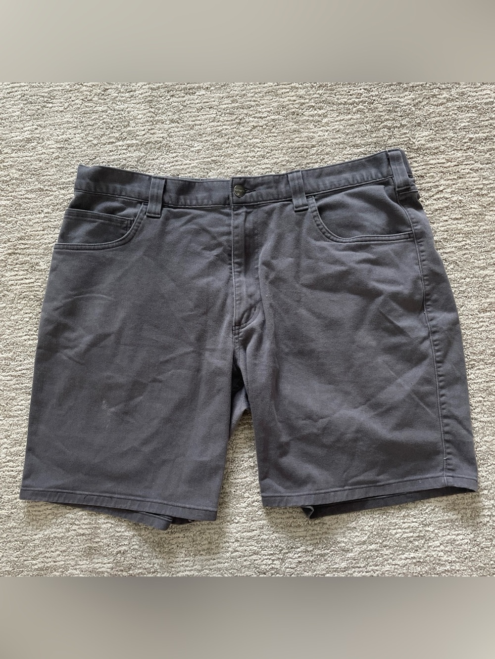 Carhartt Men’s Relaxed Fit Gray Chino Shorts Size 38 Flat Front 5 Pocket Design
